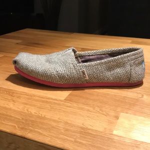 TOMS Woven Slip Ons